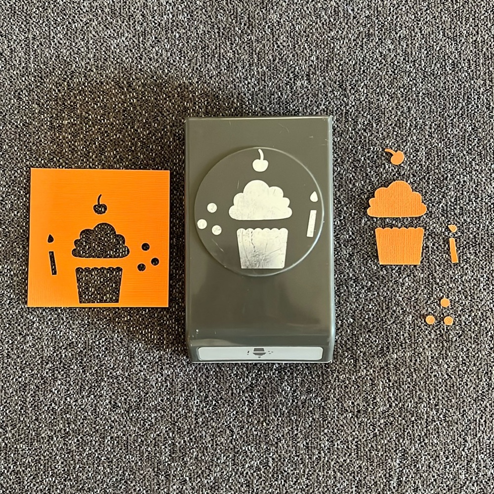Stampin’ Up! Cupcake Builder Punch.